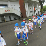 バスに乗って公園へ